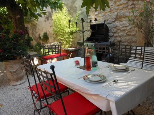 Les Studios de la Madeleine Hotel in Avignon