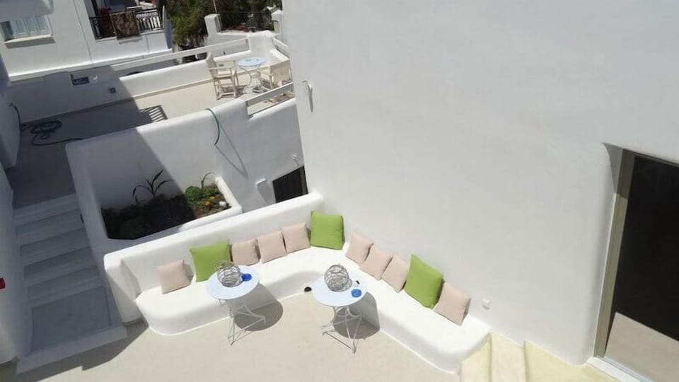 Naxos Oceamo Hotel in Naxos