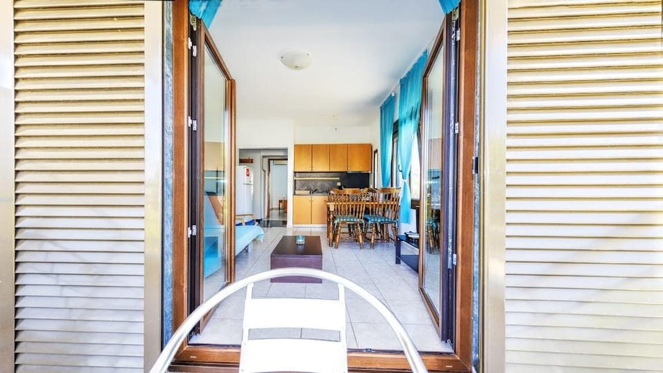 Salonikiou Beach Deluxe Apartments Hotel in Halkidiki