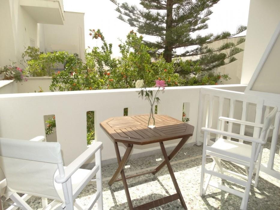 Naxos Lane Center Studios Hotel in Naxos