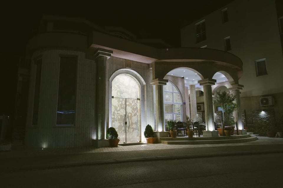 Hotel Flowers Hotel in Federation of Bosnia and Herzegovina