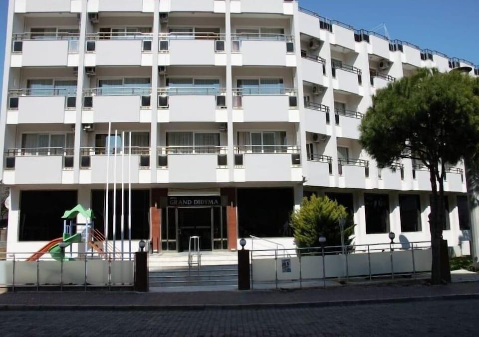 Grand Didyma Hotel Hotel in Didim