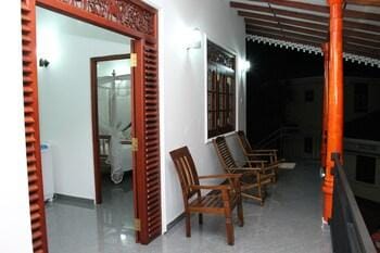 Girilena Guest House Resort in Hikkaduwa
