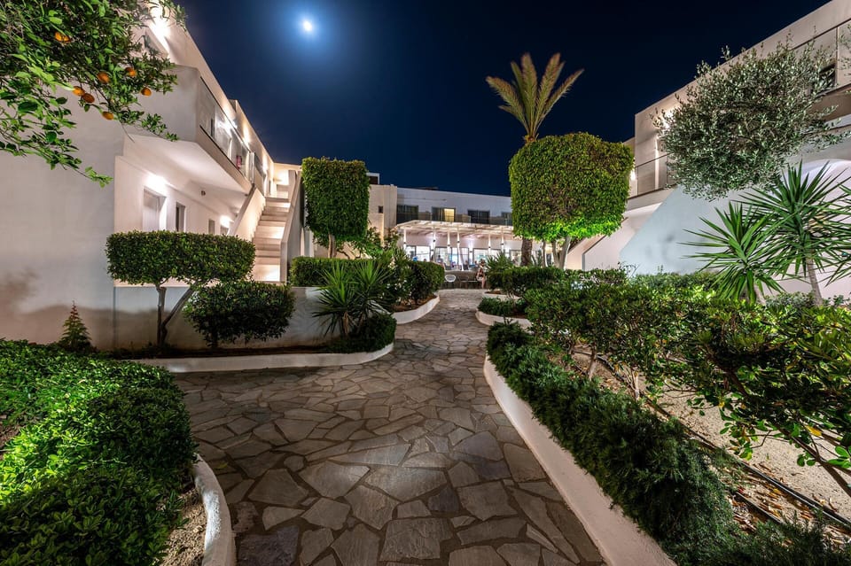 Sunset Paradise Hotel in Crete