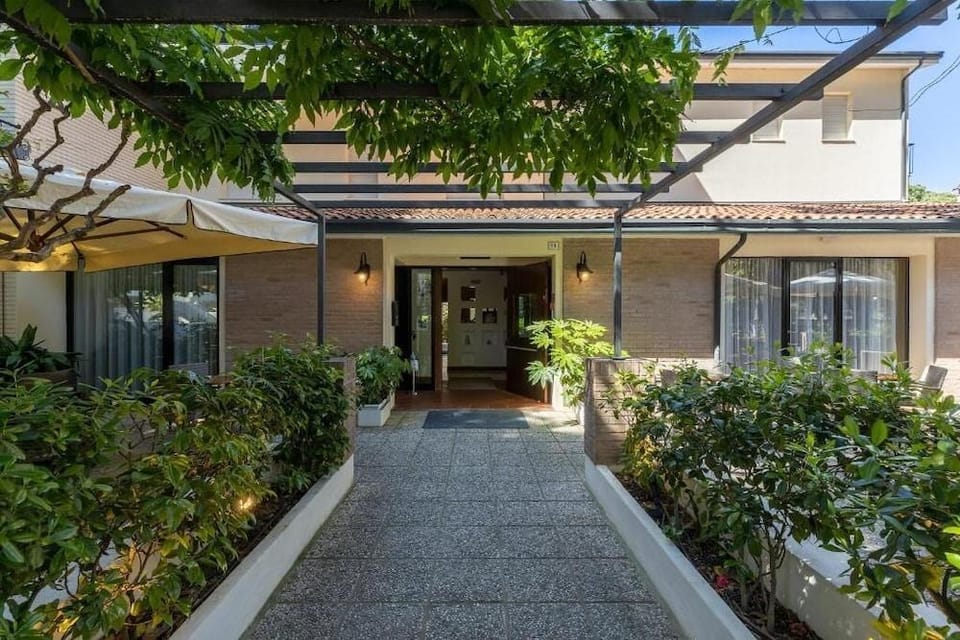 Hotel La Tavernetta Hotel in Marina Romea