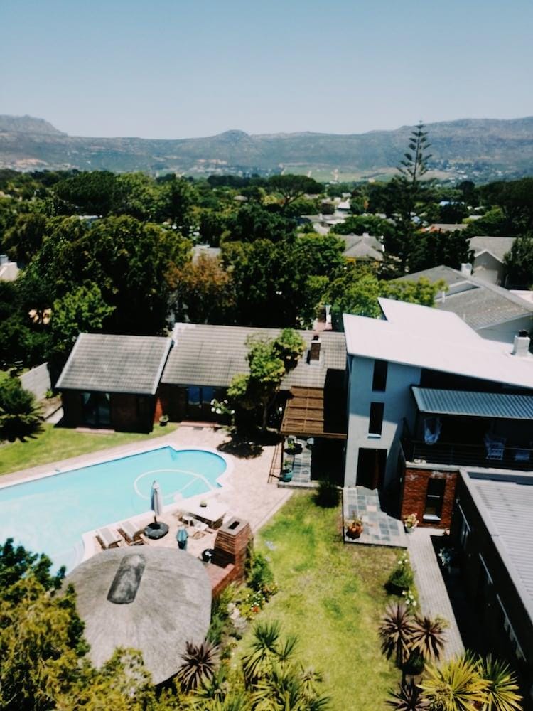 Windsor House Hotel in Cape Town