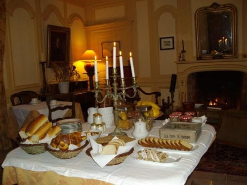 Les Roulottes de la Baronnie Hotel in St-Malo