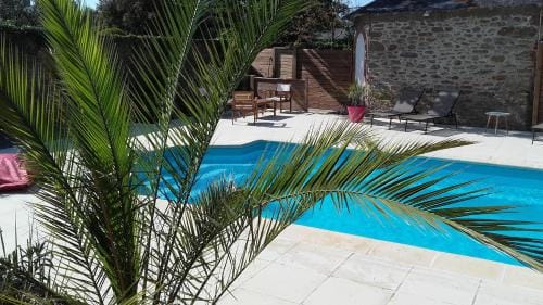 Les Roulottes de la Baronnie Hotel in St-Malo