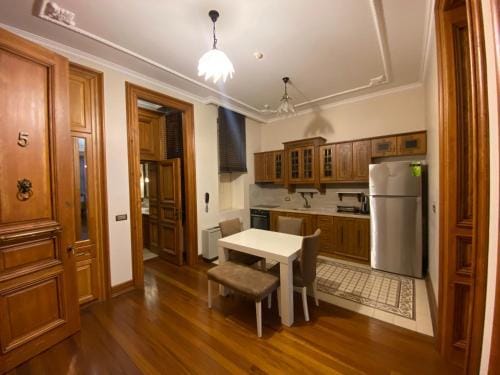 Aslan Residence Hotel in Istanbul