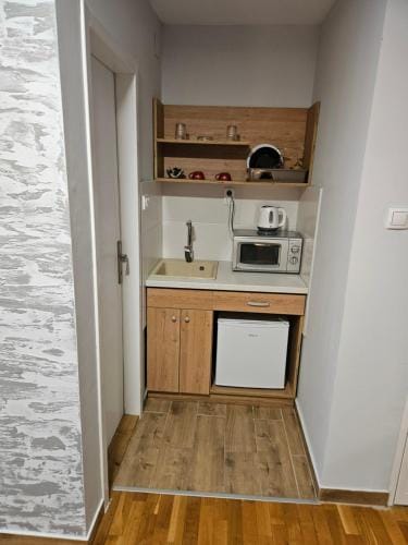 Apartments Peka Hotel in Belgrade