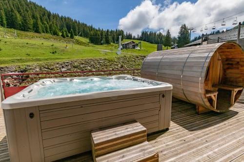 L'Escale (acces en telecabine) Hotel in Châtel