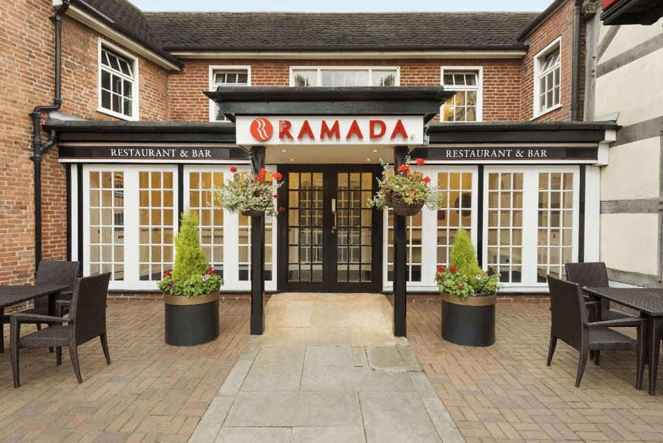 Ramada by Wyndham Birmingham Solihull Hotel in Shirley