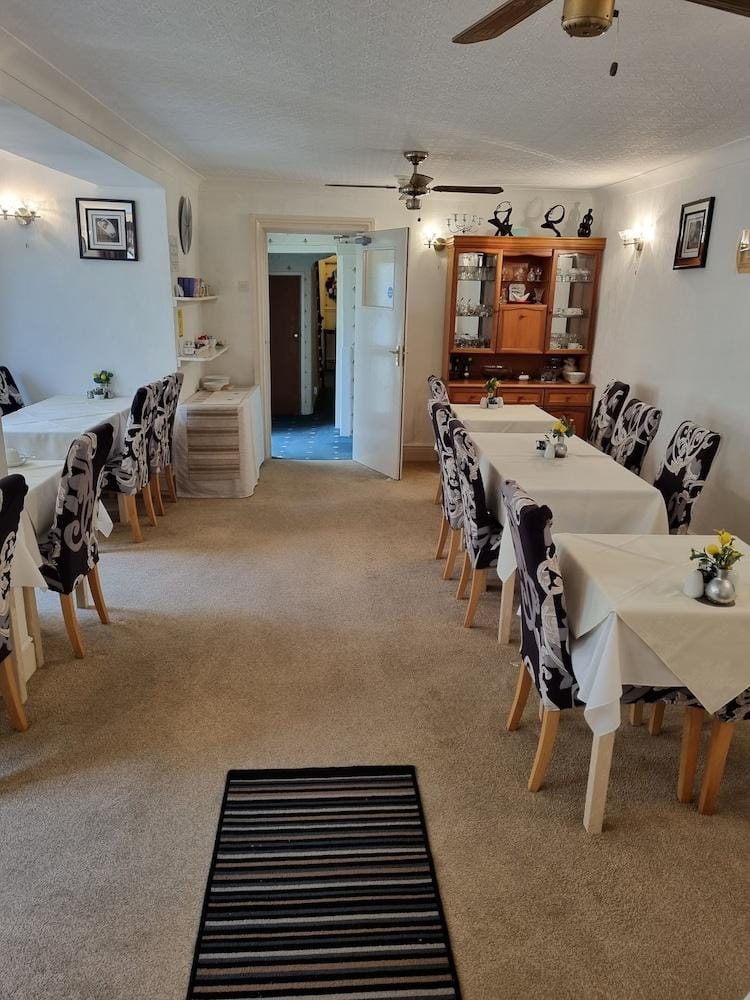 The Sands Hotel Hotel in Paignton