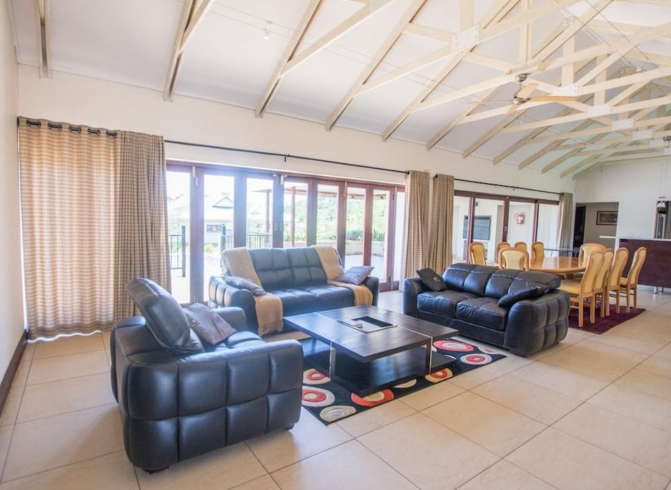 HoyoHoyo Hazyview Villas Resort in South Africa