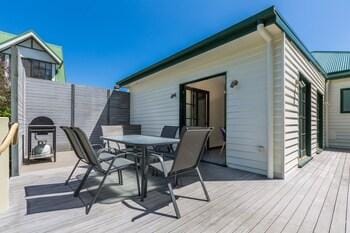 Rosehaven Cottage Hotel in Tasmania