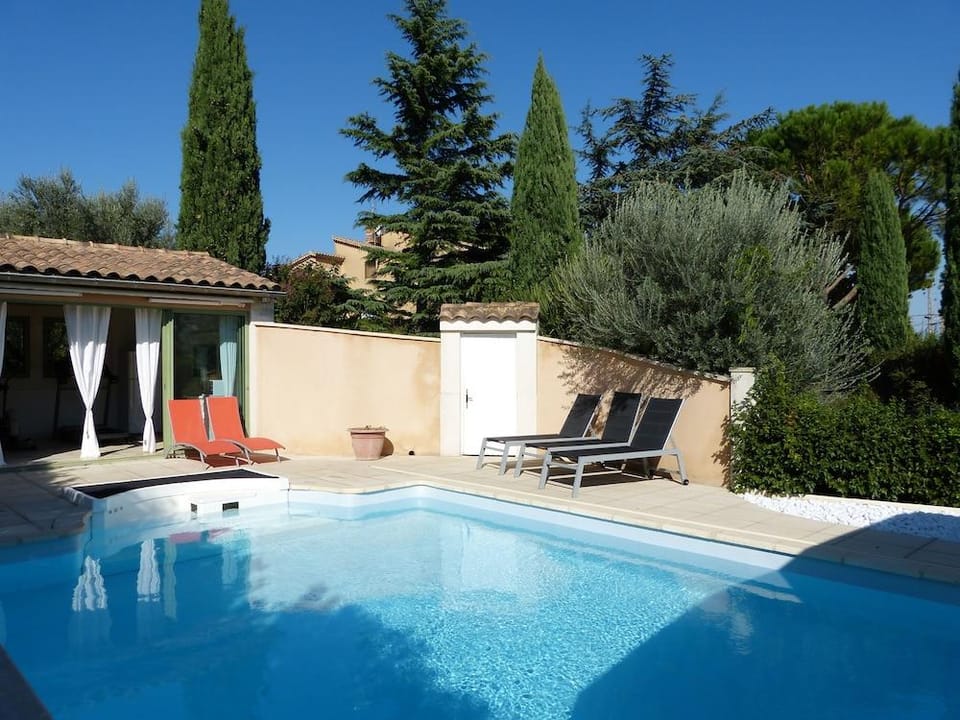 Villa Thebaïde Chambres d'hôtes Hotel in Provence-Alpes-Côte d'Azur