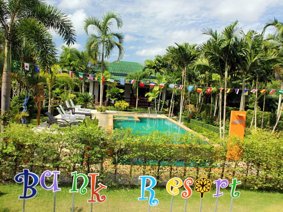 Aonang Bunk Resort Hotel in Krabi Changwat