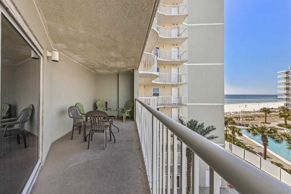 Tradewinds Condos by Hosteeva Hotel in Orange Beach