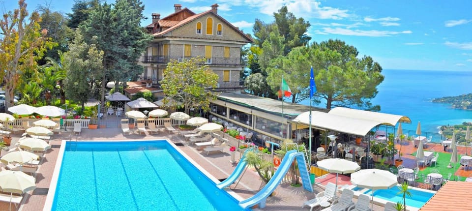 La Riserva di Castel d'Appio Hotel in Liguria