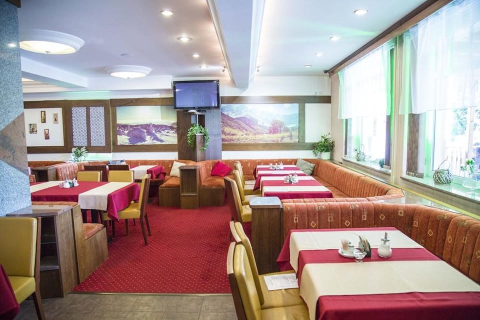 Hotel Prom Hotel in Lower Silesian Voivodeship