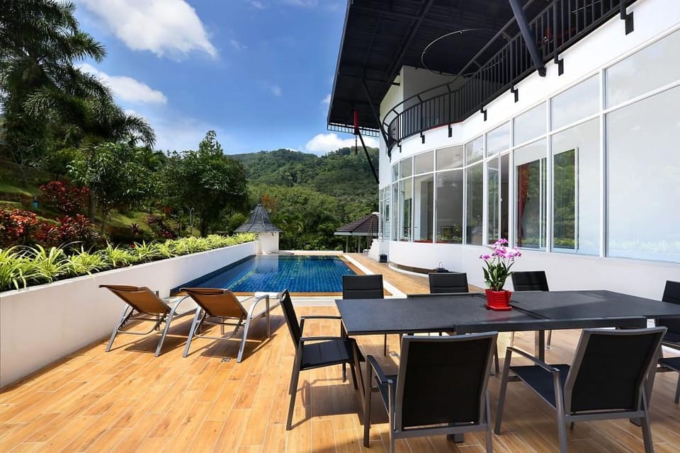 Villa Nap Dau 10 Bedrooms Resort in Chalong