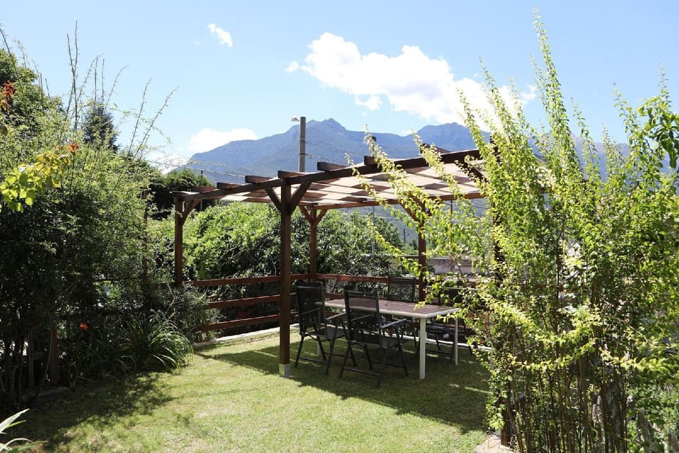 Le Rosier B&B e Appartamento Hotel in Aosta Valley, Italy