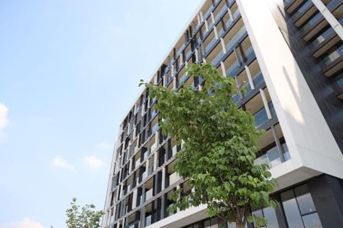 Apartments Royal - Sakura Park Hotel in Belgrade