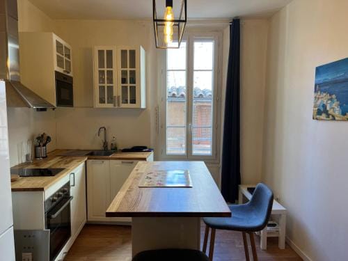 Studio Neuf Centre-Ville #17 Hotel in La Seyne-sur-Mer