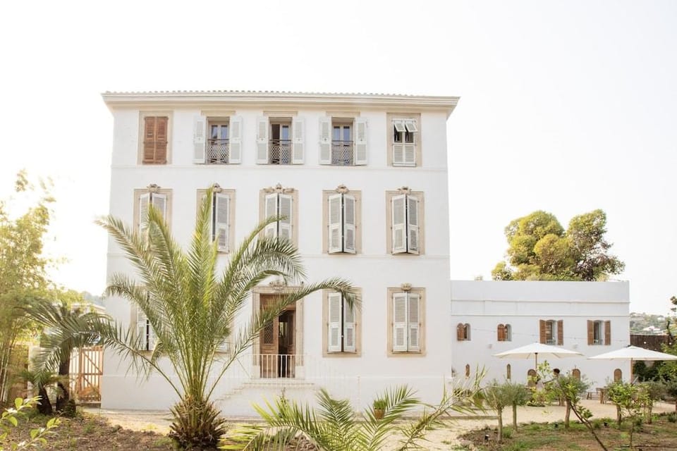 La Batisse en Blanc Hotel in Antibes