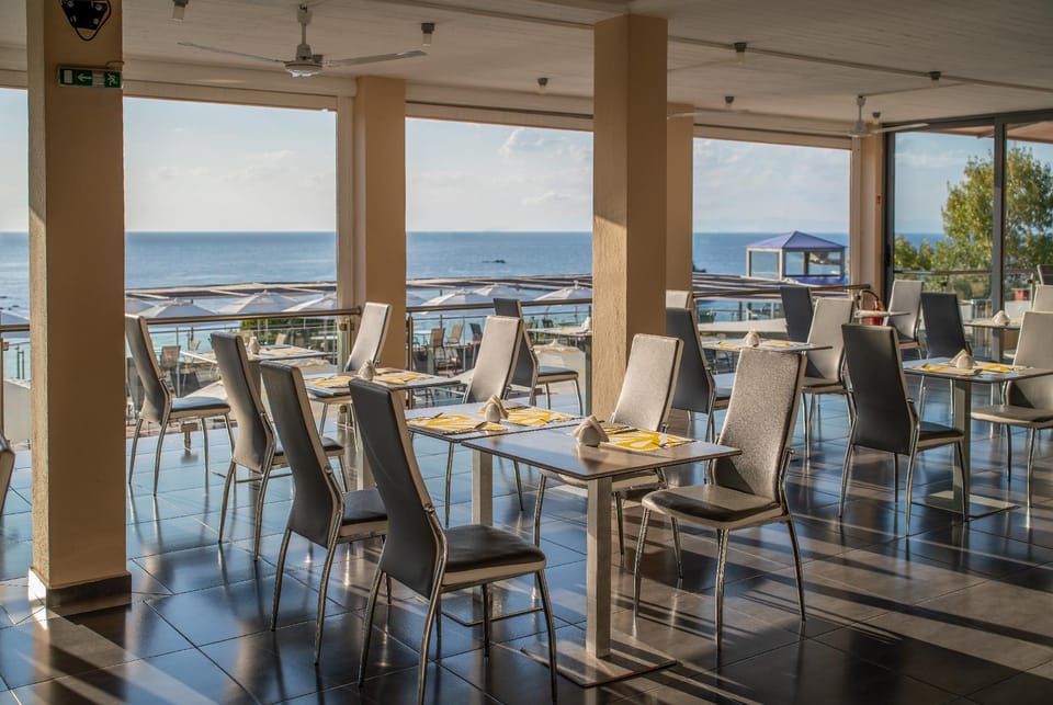 La Luna Skiathos Hotel Hotel in Troulos