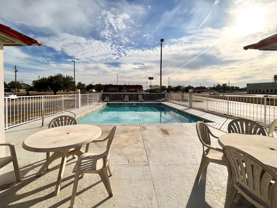 Motel 6 Abbeville, AL Hotel in Alabama