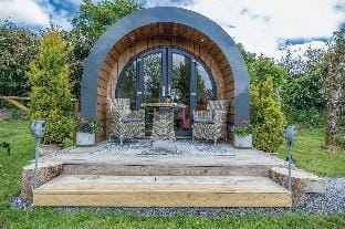 Woody's - 1 Bedroom Pod - Cold Inn Hotel in Wales
