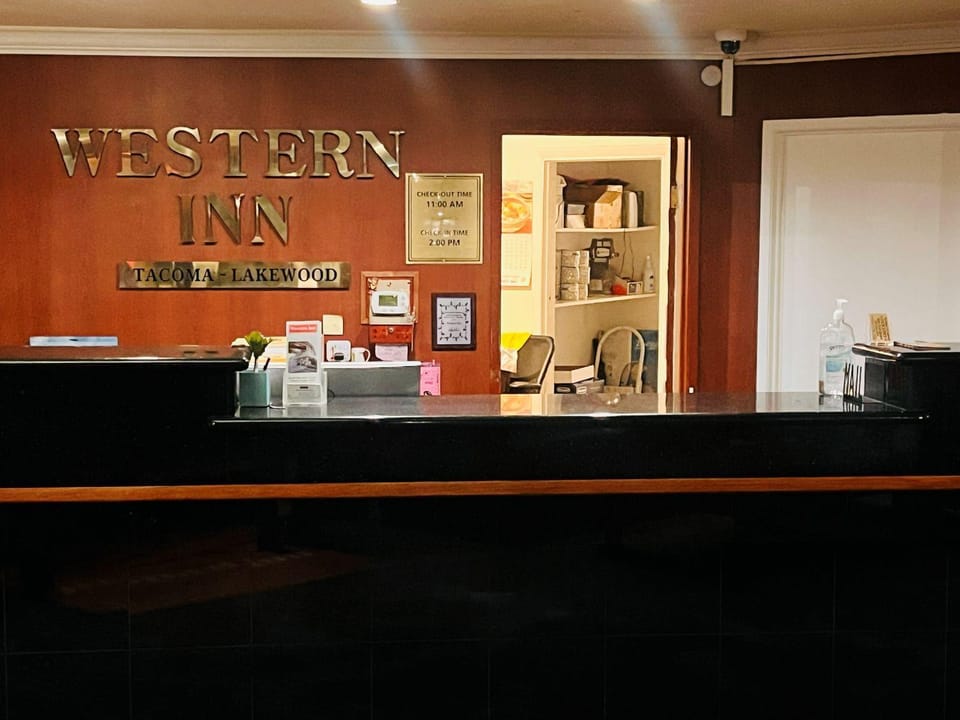 Western Inn Lakewood Motel in Lakewood