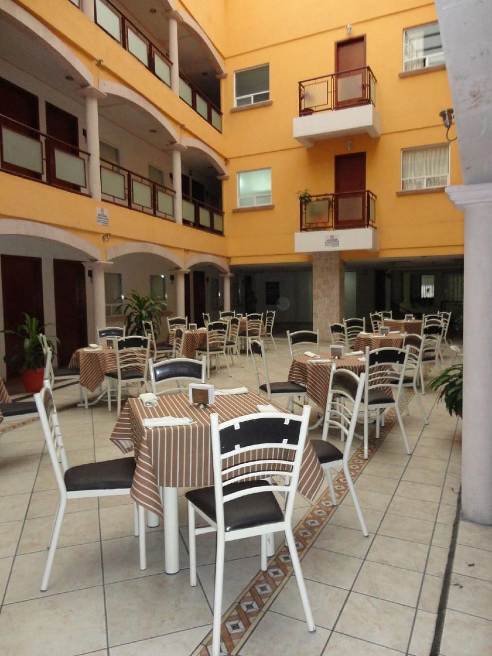 Capital O Hotel Victoria Morelia Hotel in Morelia