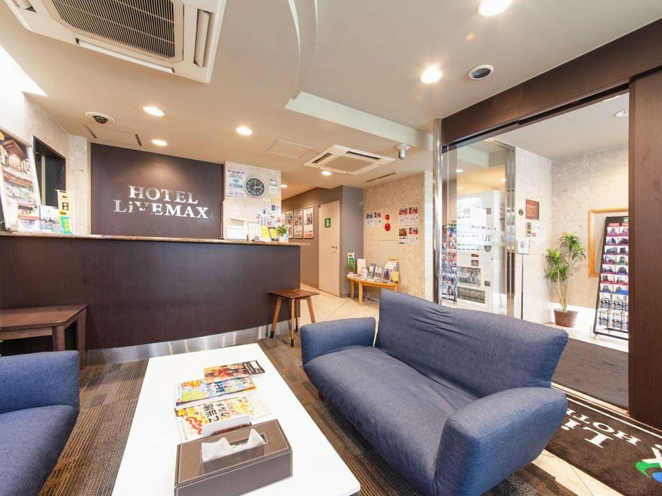 Hotel Livemax BUDGET Shimbashi Hotel in Kanagawa Prefecture