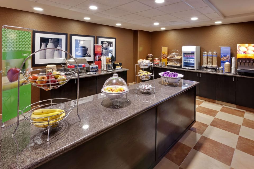 Hampton Inn & Suites Fresno-Northwest Hotel in Fresno