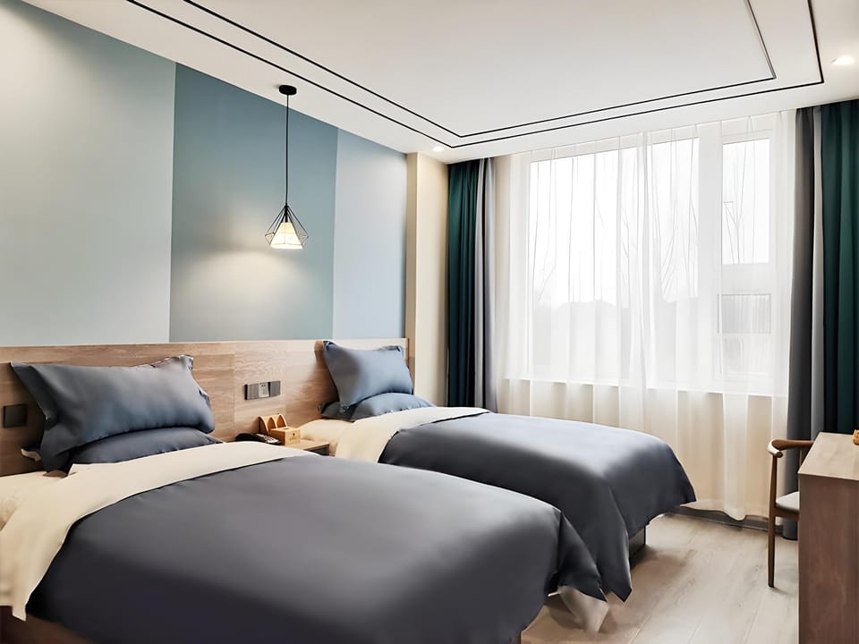 Urban Garden Hotel Yutai 3rd Huling Road North Bridge Hotel in Jiangsu