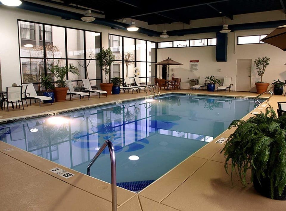 DoubleTree by Hilton Hotel Buffalo - Amherst Hotel in New York