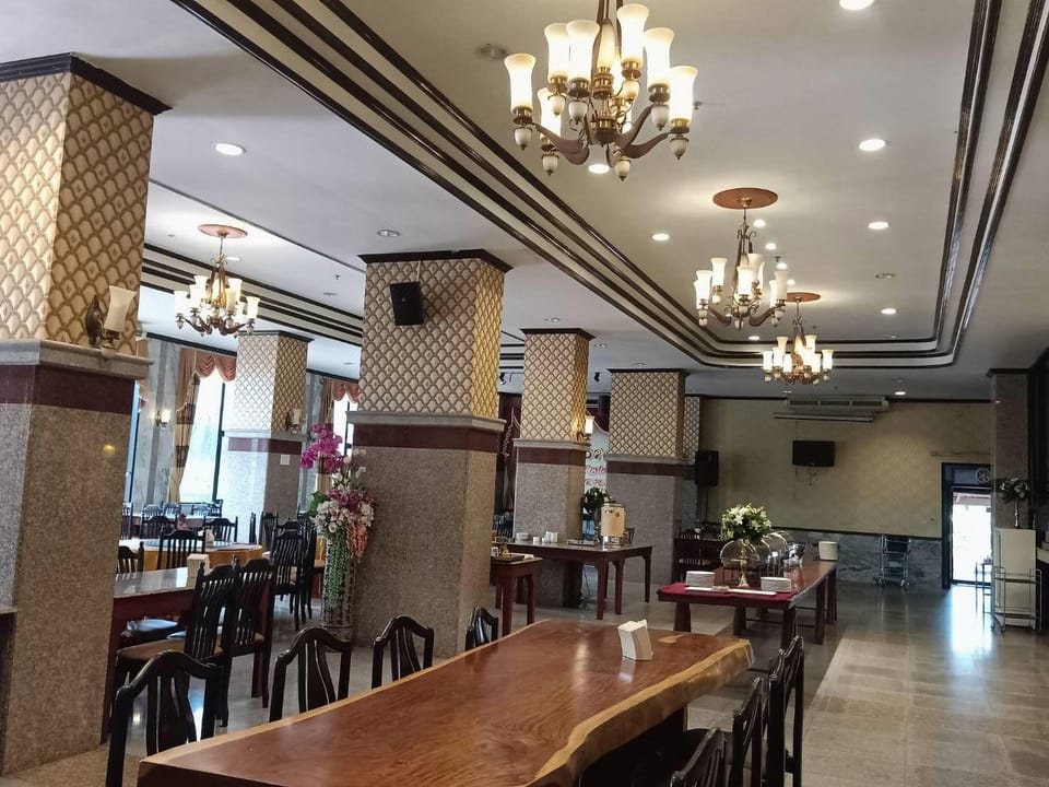 Golden Dragon Resort Hotel in Laos