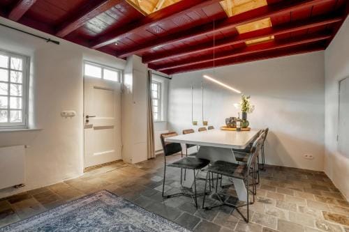 Het Kostershuisje Hotel in North Brabant (province)