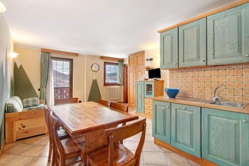 Residence Larice Bianco App n2 Hotel in Canton of Grisons