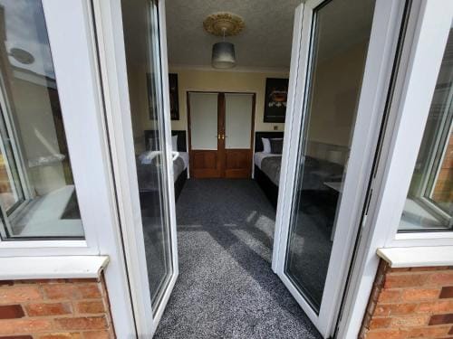 Sheldon Shared House Hotel in Solihull