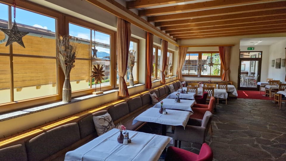 Das Alpin - Hotel Garni/Guesthouse Hotel in Ellmau