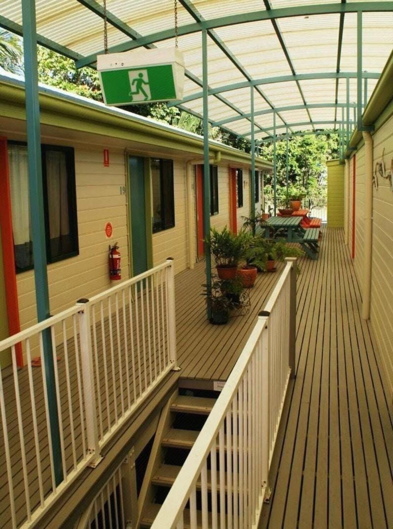 Coolum Budget Accommodation Motel in Coolum Beach