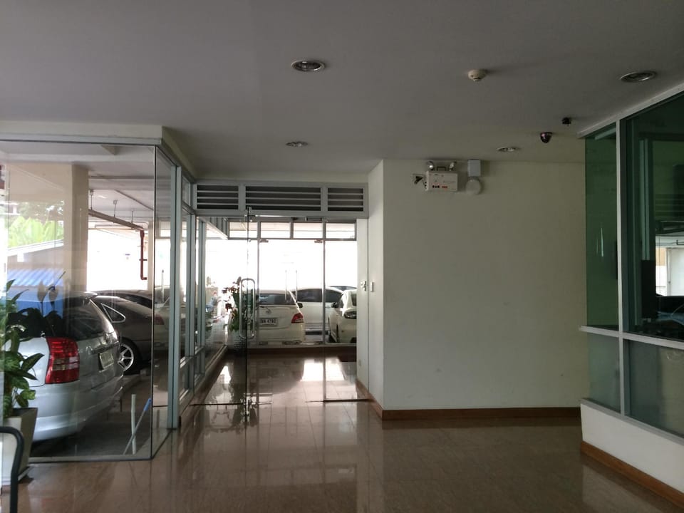 Thongtip Place Apartment hotel in Bangkok
