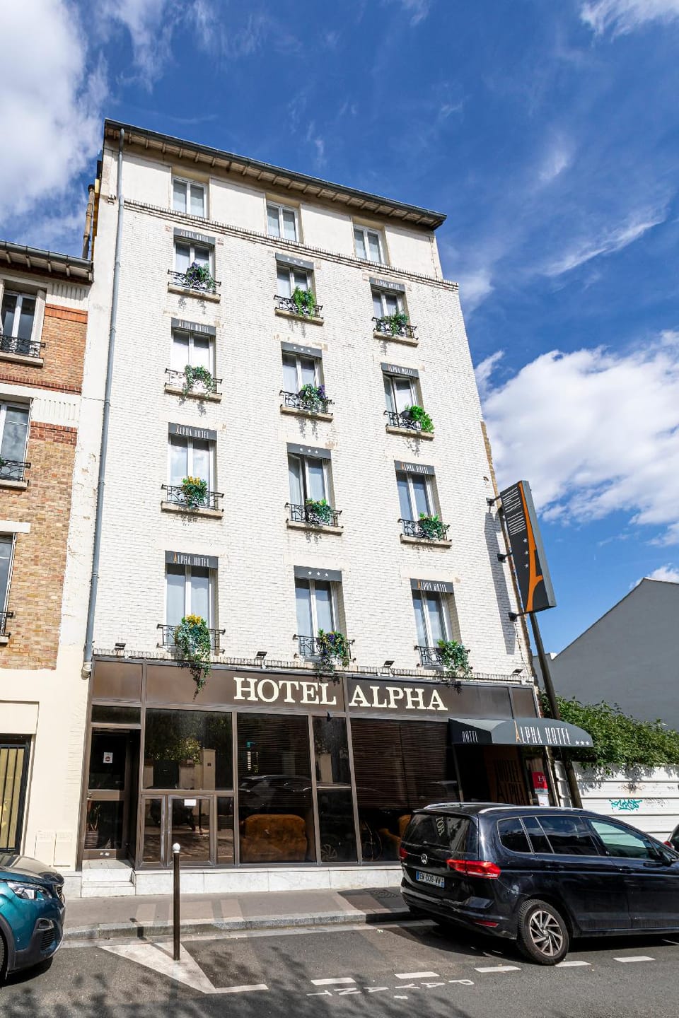 Hotel Alpha Paris Eiffel by Patrick Hayat  Hotel in Paris