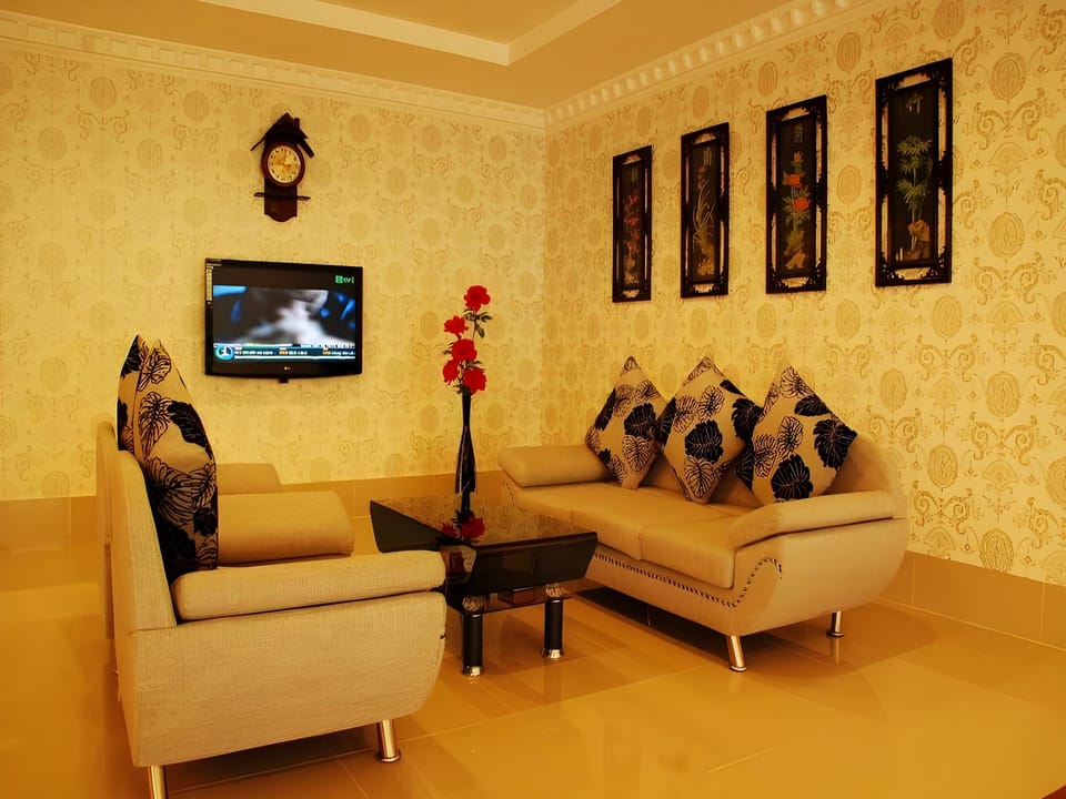 Nhat Quynh Hotel 2 Hotel in Kien Giang