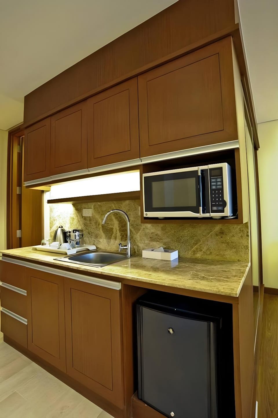 SanTomas Suites Hotel in Calamba