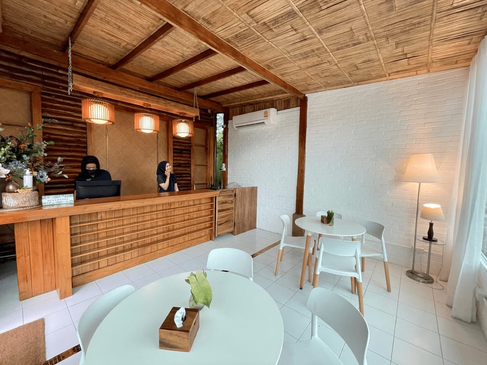 Phuvara Boutique Aonang Resort in Krabi Changwat