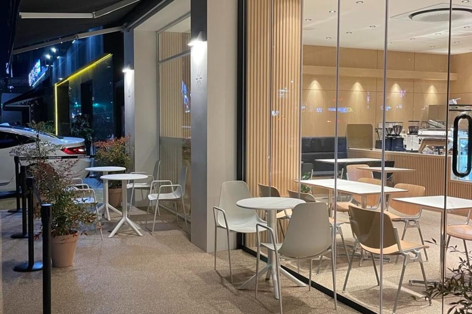 Coffee shop